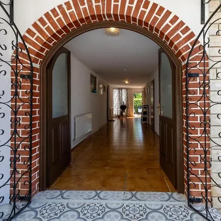 Gigi By Guide Willa Poreč