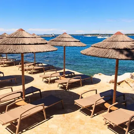 Willa Gigi By Guide *