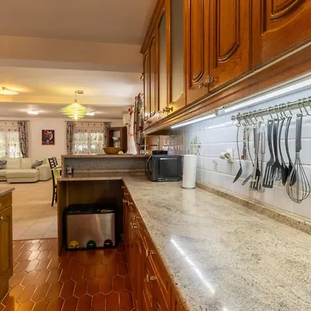 빌라 Gigi By Guide *