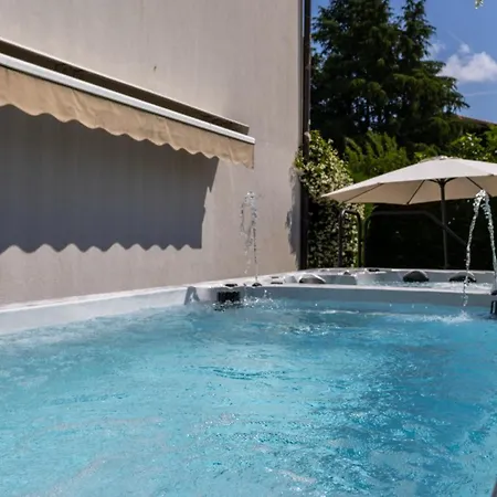 ヴィラ Gigi By Guide ポレッチ